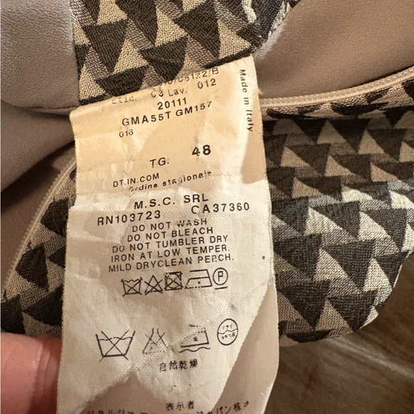 Armani Collezioni Black and White Asymmetrical Dress - Picture 13 of 14